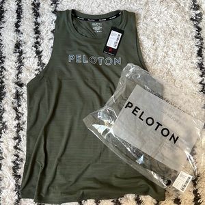 BNWT Peloton Cut Away Muscle Tank